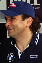 Alex-zanardi-ejemplo-superacion-discapacidad.JPG Alex-zanardi-ejemplo-superacion-discapacidad.JPG