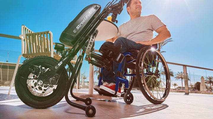 ¿Qué debo tener en cuenta a la hora de elegir una handbike eléctrica para mi silla de ruedas?