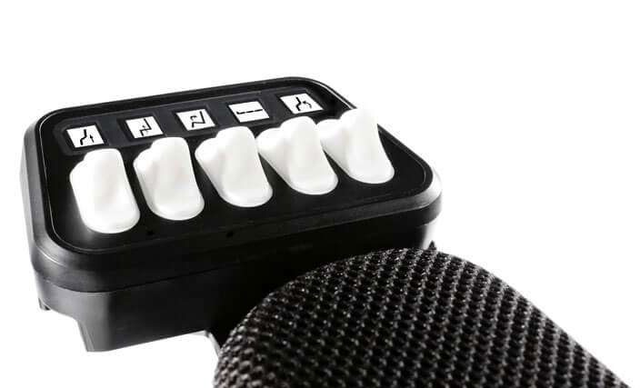 Q700-M Controller with Seat function buttons