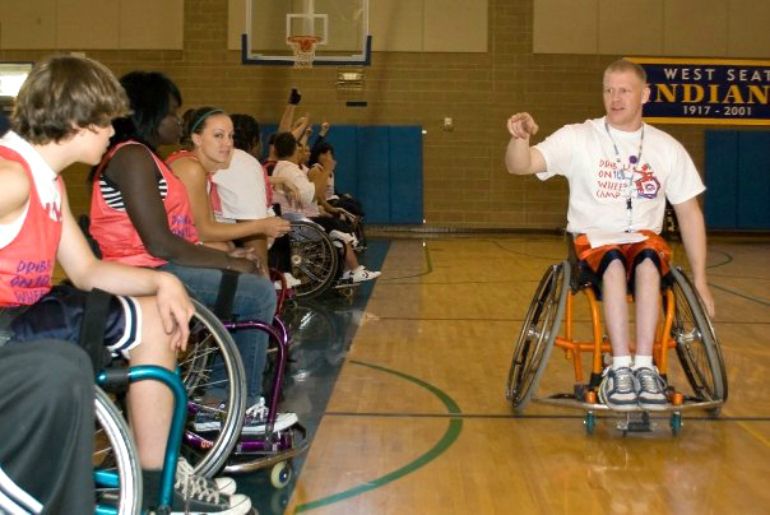 megan-blunk-baloncesto-en-silla-de-ruedas