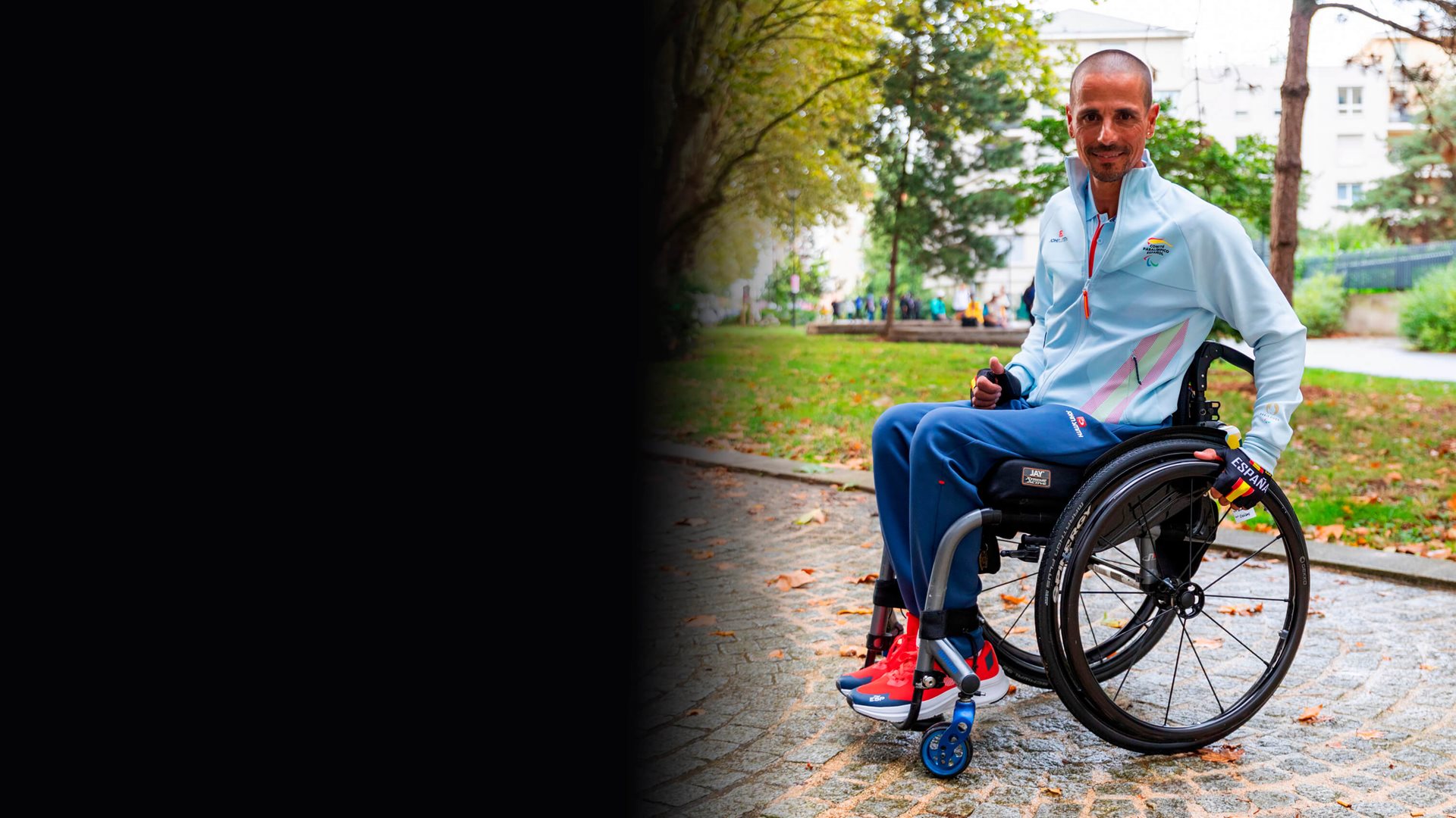 'Mi Nitrum Pro es una silla muy cómoda, se ajusta perfectamente a mi cuerpo y es muy manejable'
