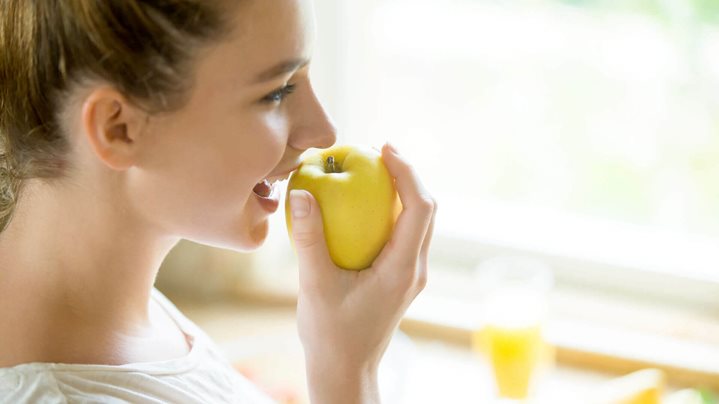 La importancia de una alimentación saludable cuando la actividad física es mínima