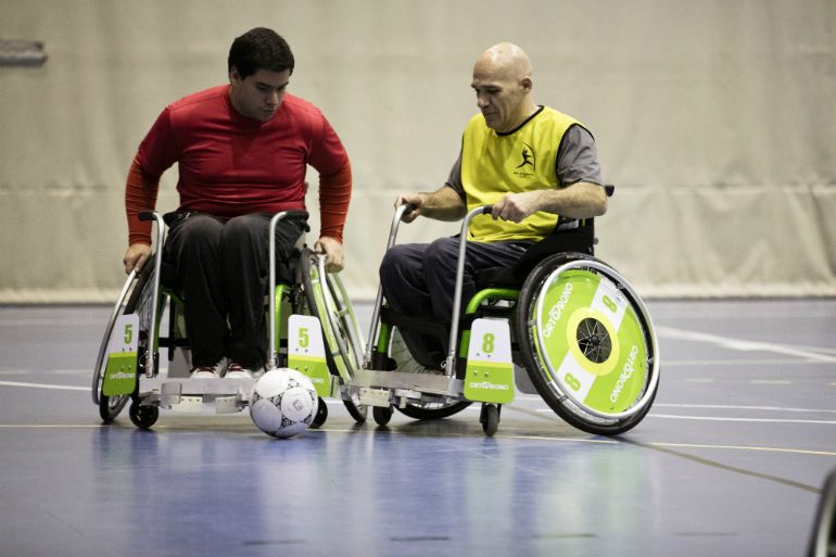 a-ball futbol adaptado