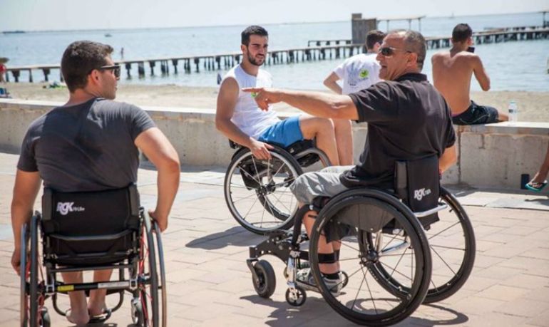 Playas-accesibles-para-personas-con-discapacidad.JPG