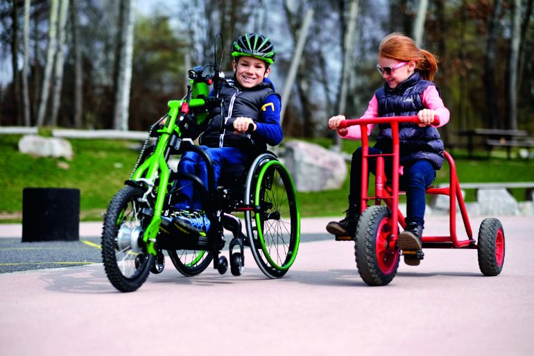 actividades-infantiles-en-silla-de-ruedas