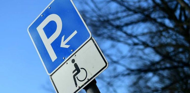 solicitar-plaza-de-aparcamiento-para-discapacitados.JPG